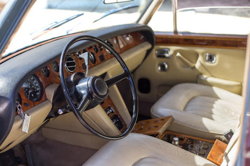 Tout savoir sur l&rsquo;entretien des sièges en cuir de sa voiture de collection